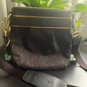 CALVIN KLEIN crossbody bag